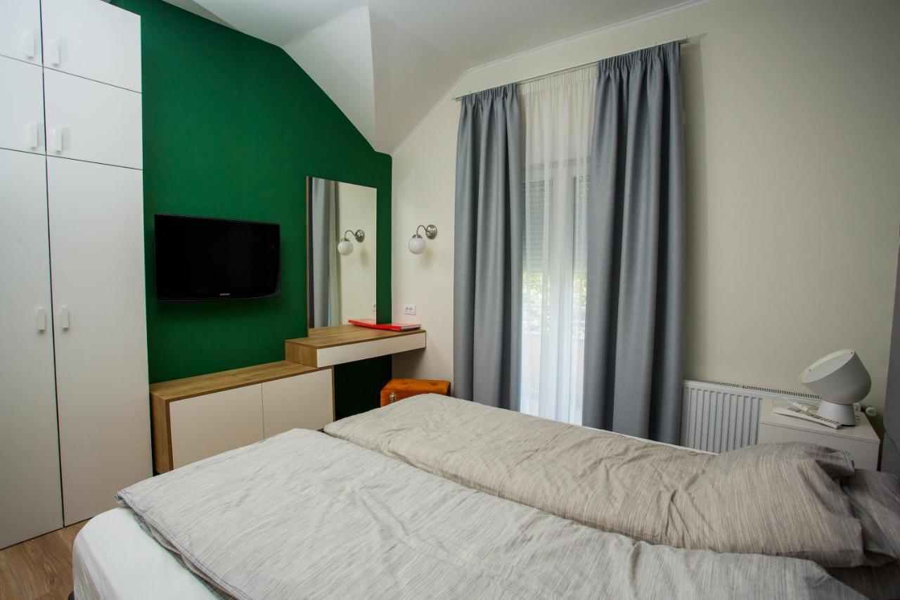 Apartman Zeka Paragvajac Apartment Subotica Exterior photo